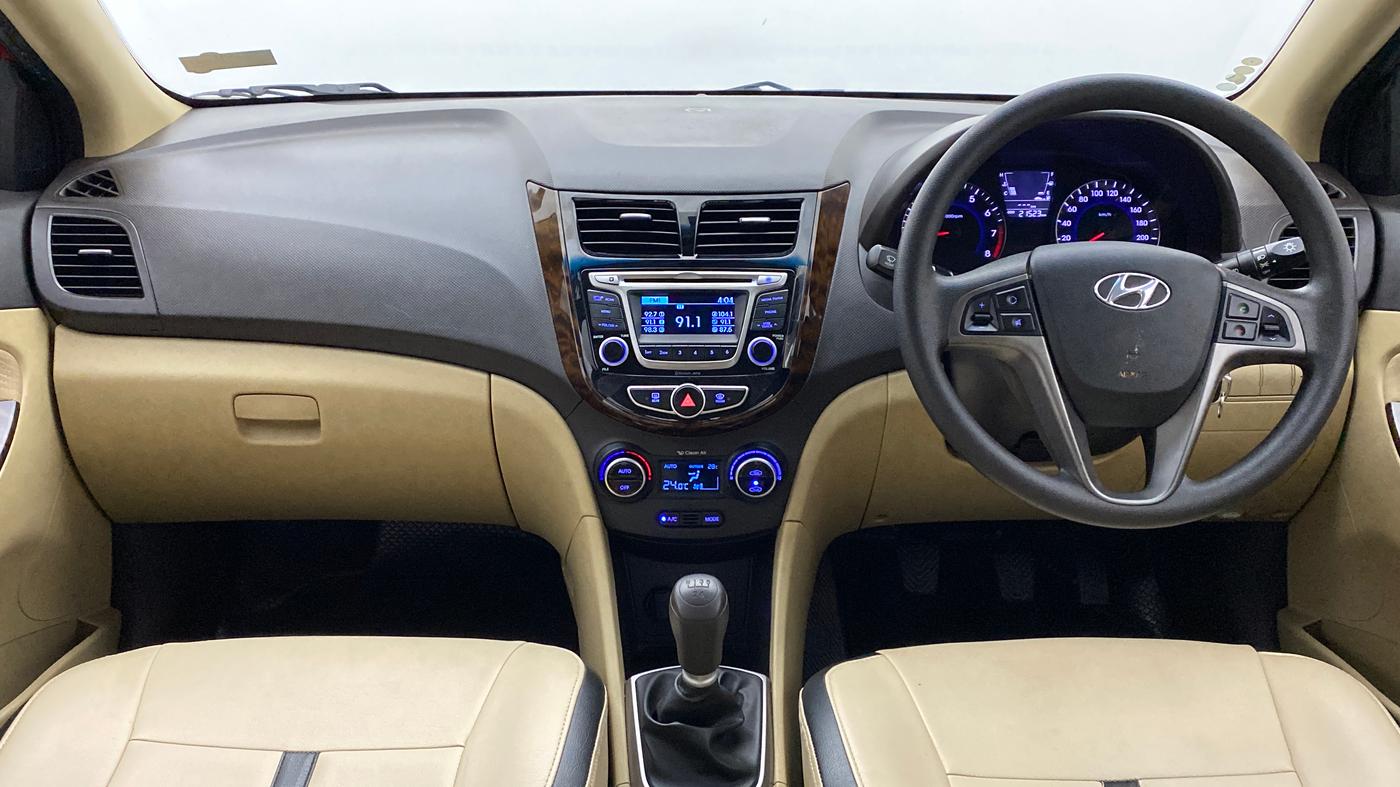 2015 Hyundai Verna FLUIDIC 1.6 VTVT S, Petrol, Manual, 21,583 km, Dashboard