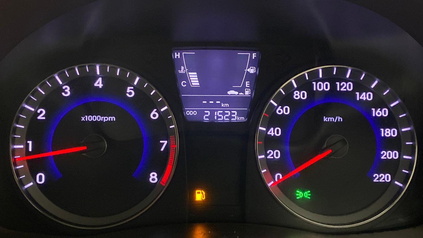 2015 Hyundai Verna FLUIDIC 1.6 VTVT S, Petrol, Manual, 21,583 km, Odometer Image