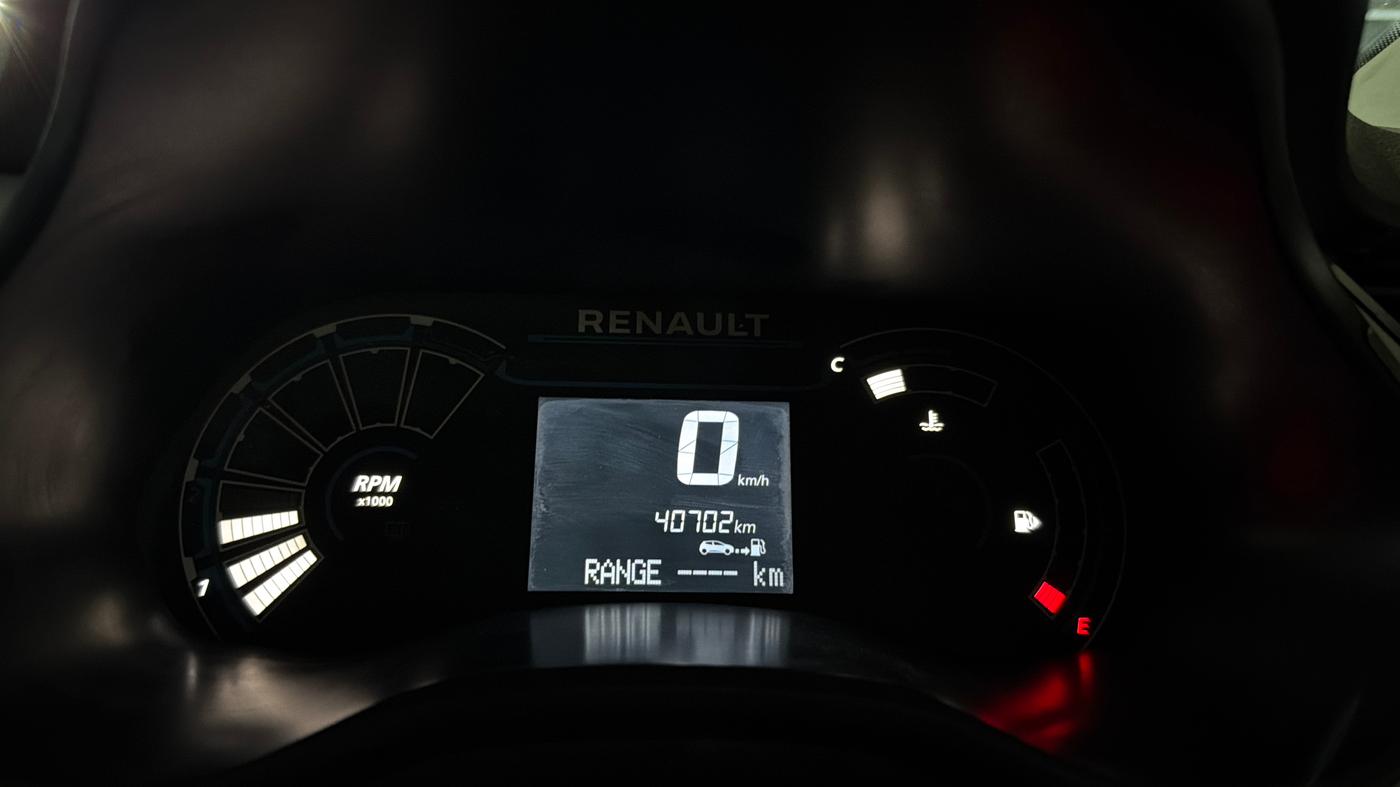 2020 Renault TRIBER RXZ, Petrol, Manual, 40,696 km, Odometer Image