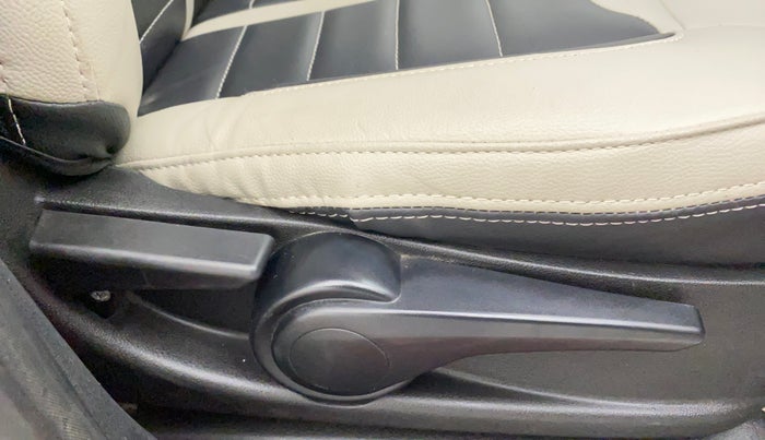 2017 Tata Tiago XZA PETROL, Petrol, Automatic, 36,251 km, Driver Side Adjustment Panel