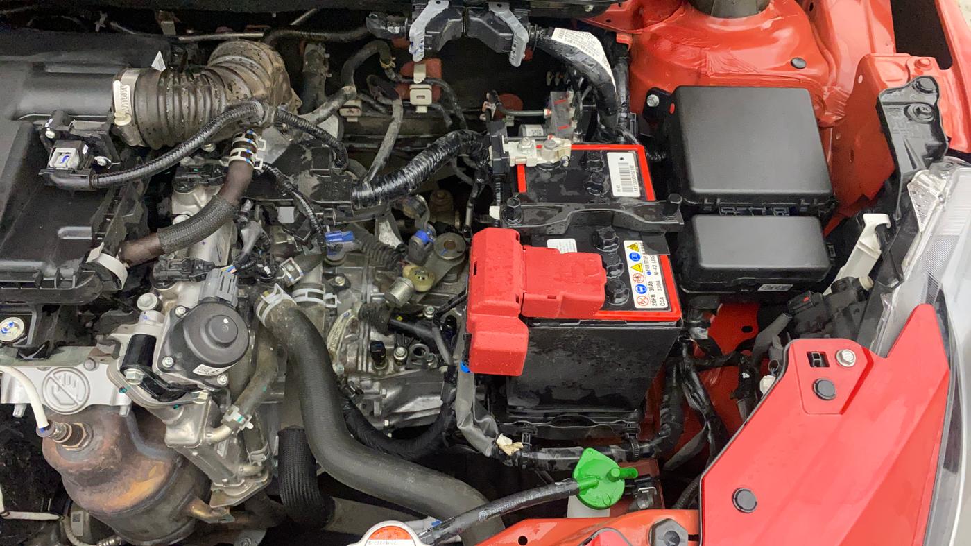 2025 Maruti Swift ZXi Plus Dual Tone, Petrol, Manual, 10,434 km, Engine View - Left