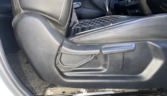 2024 Hyundai EXTER S 1.2 AMT, Petrol, Automatic, 33,361 km, Driver Side Adjustment Panel