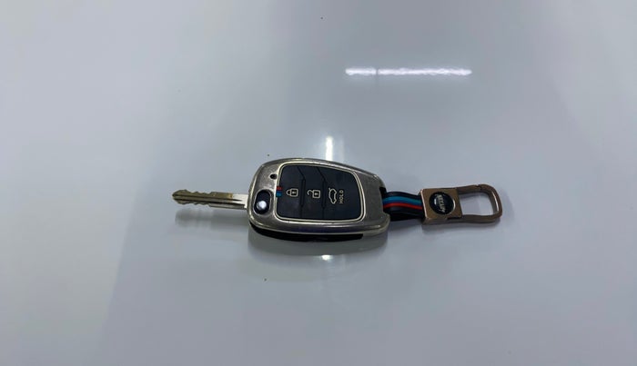 2024 Hyundai EXTER S 1.2 AMT, Petrol, Automatic, 33,361 km, Key Close Up