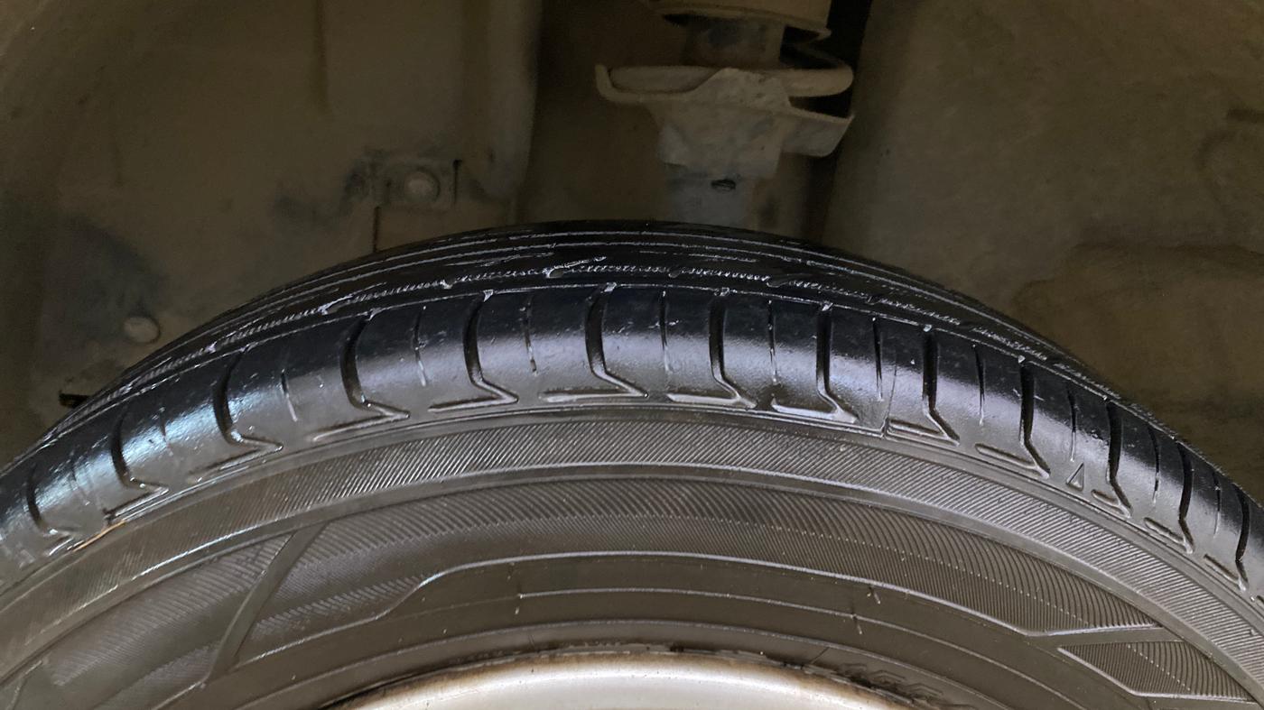 2016 Renault Kwid RXT 0.8, Petrol, Manual, 58,117 km, Left Front Tyre Tread