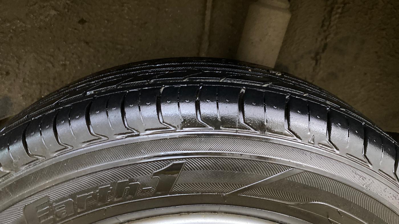 2016 Renault Kwid RXT 0.8, Petrol, Manual, 58,117 km, Left Rear Tyre Tread