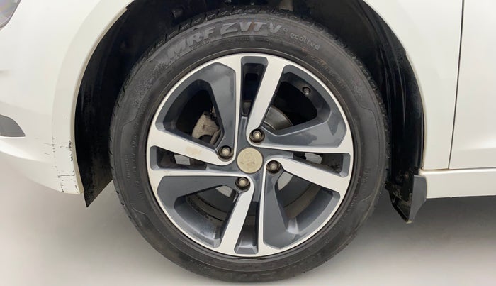 2021 Tata ALTROZ XZ PETROL, Petrol, Manual, 27,827 km, Left Front Wheel