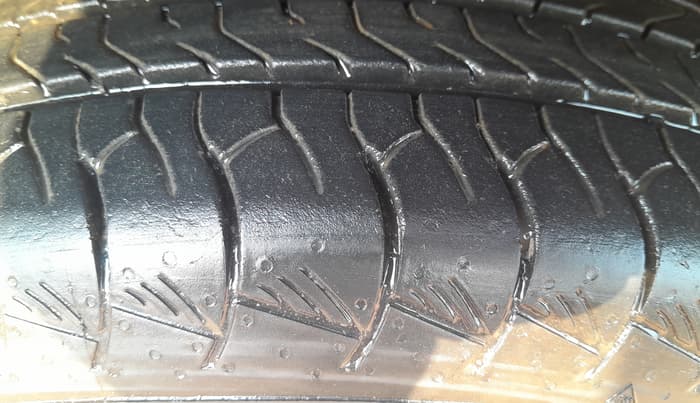 2014 Nissan Terrano XL D PLUS, Diesel, Manual, 64,819 km, Right Front Tyre Tread