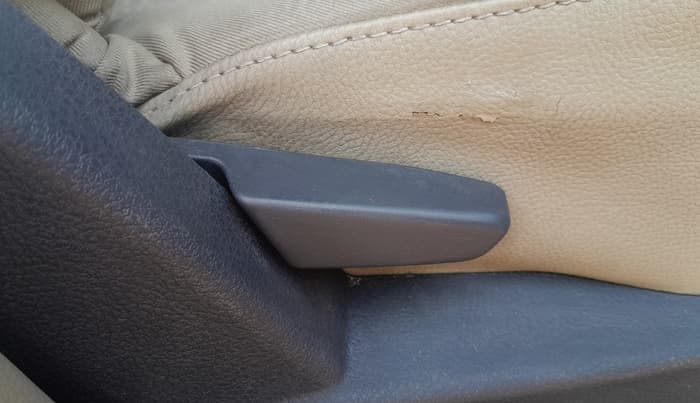 2014 Nissan Terrano XL D PLUS, Diesel, Manual, 64,819 km, Driver Side Adjustment Panel