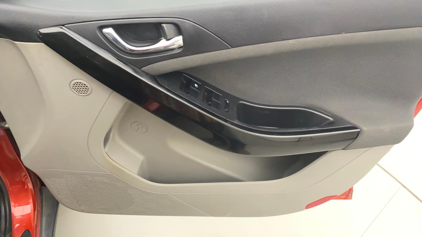 2019 Tata NEXON XZ PETROL, Petrol, Manual, 60,587 km, Driver Side Door Panels Control