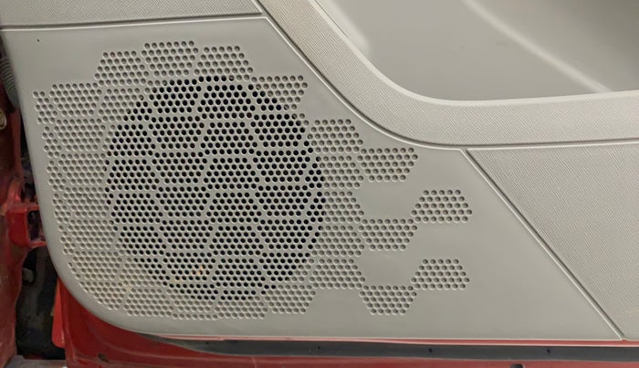 2019 Tata NEXON XZ PETROL, Petrol, Manual, 60,587 km, Speaker
