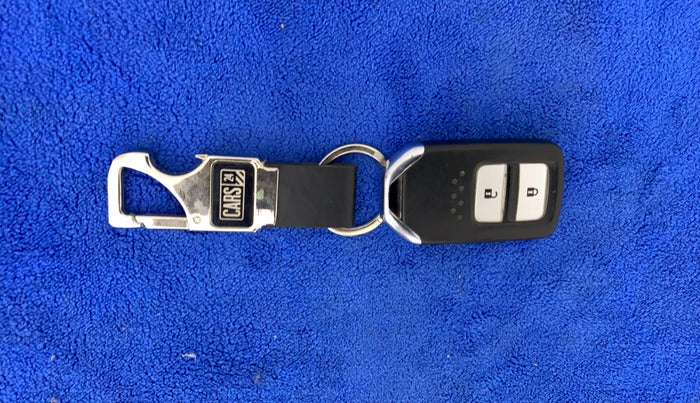 2017 Honda BR-V 1.5L I-VTEC VX, Petrol, Manual, 49,851 km, Key Close Up