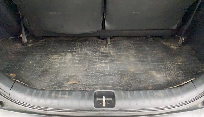 2017 Honda BR-V 1.5L I-VTEC VX, Petrol, Manual, 49,851 km, Boot Inside