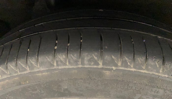 2017 Honda BR-V 1.5L I-VTEC VX, Petrol, Manual, 49,851 km, Right Rear Tyre Tread