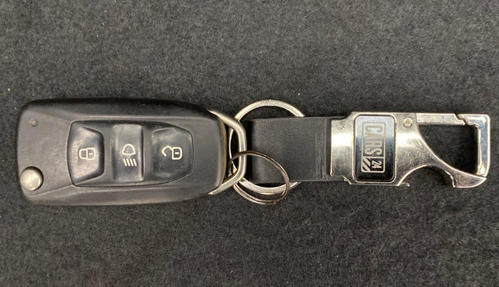 2018 Tata Hexa Varicor 400 XTA, Diesel, Automatic, 41,332 km, Key Close Up