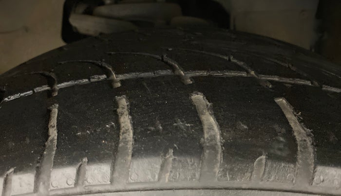 2018 Tata Hexa Varicor 400 XTA, Diesel, Automatic, 41,332 km, Left Front Tyre Tread