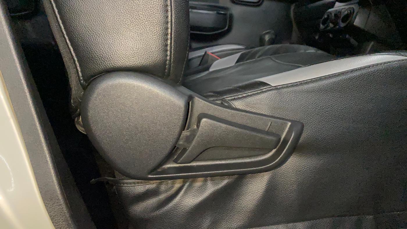 2020 Maruti S PRESSO VXI AMT, Petrol, Automatic, 68,061 km, Driver Side Adjustment Panel