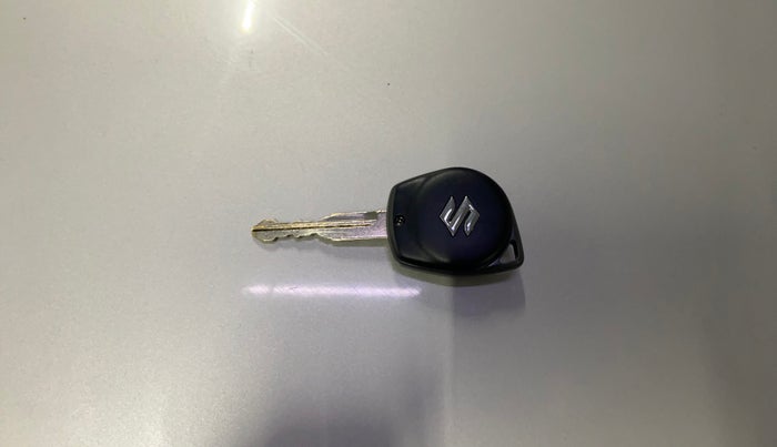2020 Maruti S PRESSO VXI AMT, Petrol, Automatic, 67,973 km, Key Close Up