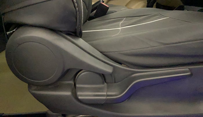 2019 Honda Amaze 1.2L I-VTEC VX CVT, Petrol, Automatic, 71,916 km, Driver Side Adjustment Panel