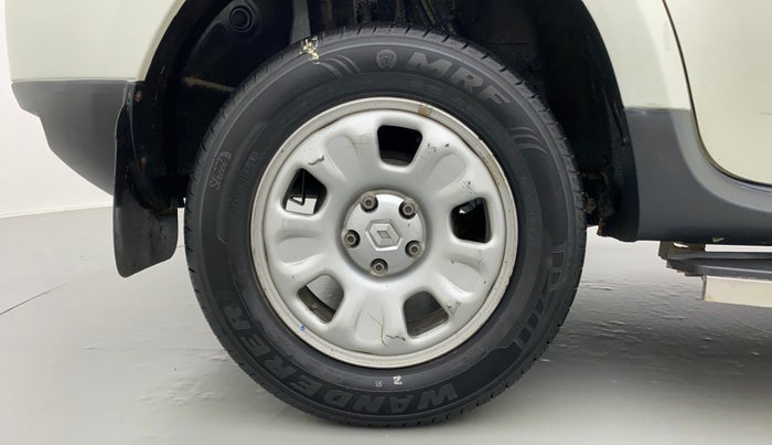 2014 Renault Duster 85 PS RXE DIESEL ADVENTURE, Diesel, Manual, 65,738 km, Right Rear Wheel