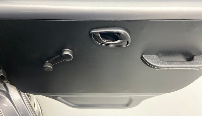 2020 Maruti Eeco 5 STR WITH AC PLUSHTR, Petrol, Manual, Driver Side Door Panels Control