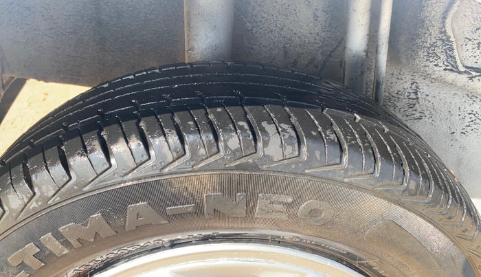 2017 Datsun Redi Go T (O), Petrol, Manual, 56,910 km, Right Rear Tyre Tread