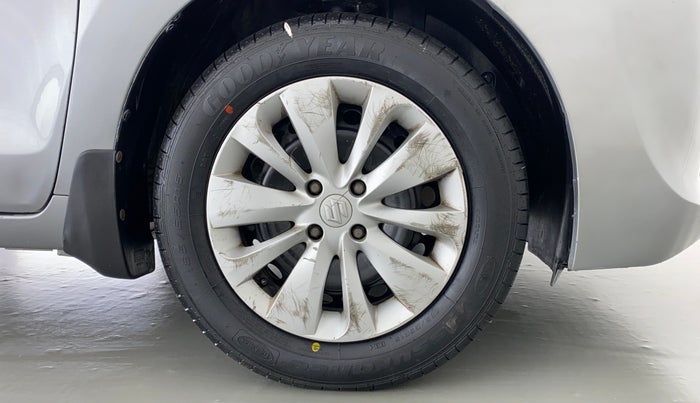 2017 Maruti Baleno DELTA PETROL 1.2, Petrol, Manual, 57,559 km, Right Front Wheel