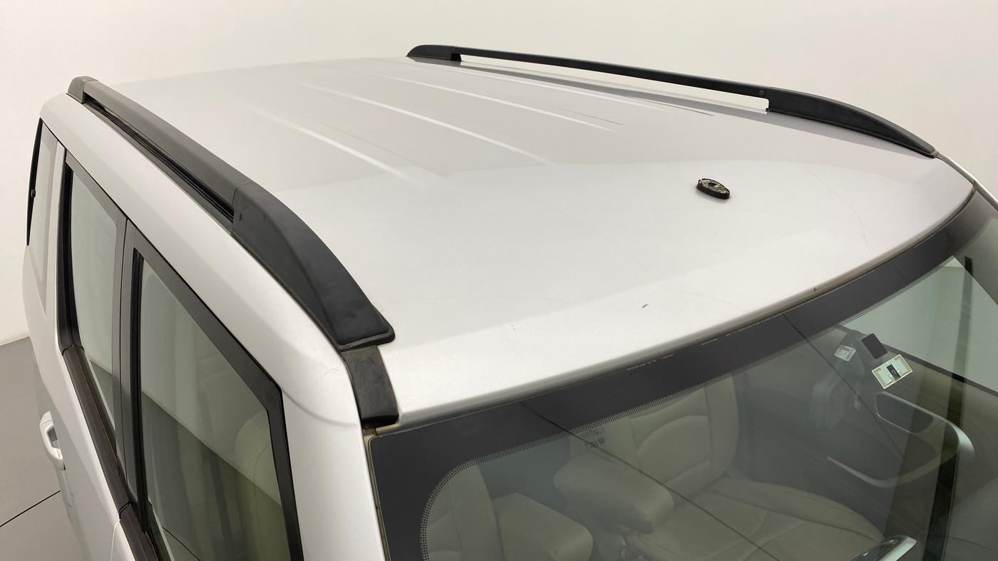 2016 Mahindra TUV300 T8, Diesel, Manual, 52,597 km, Roof