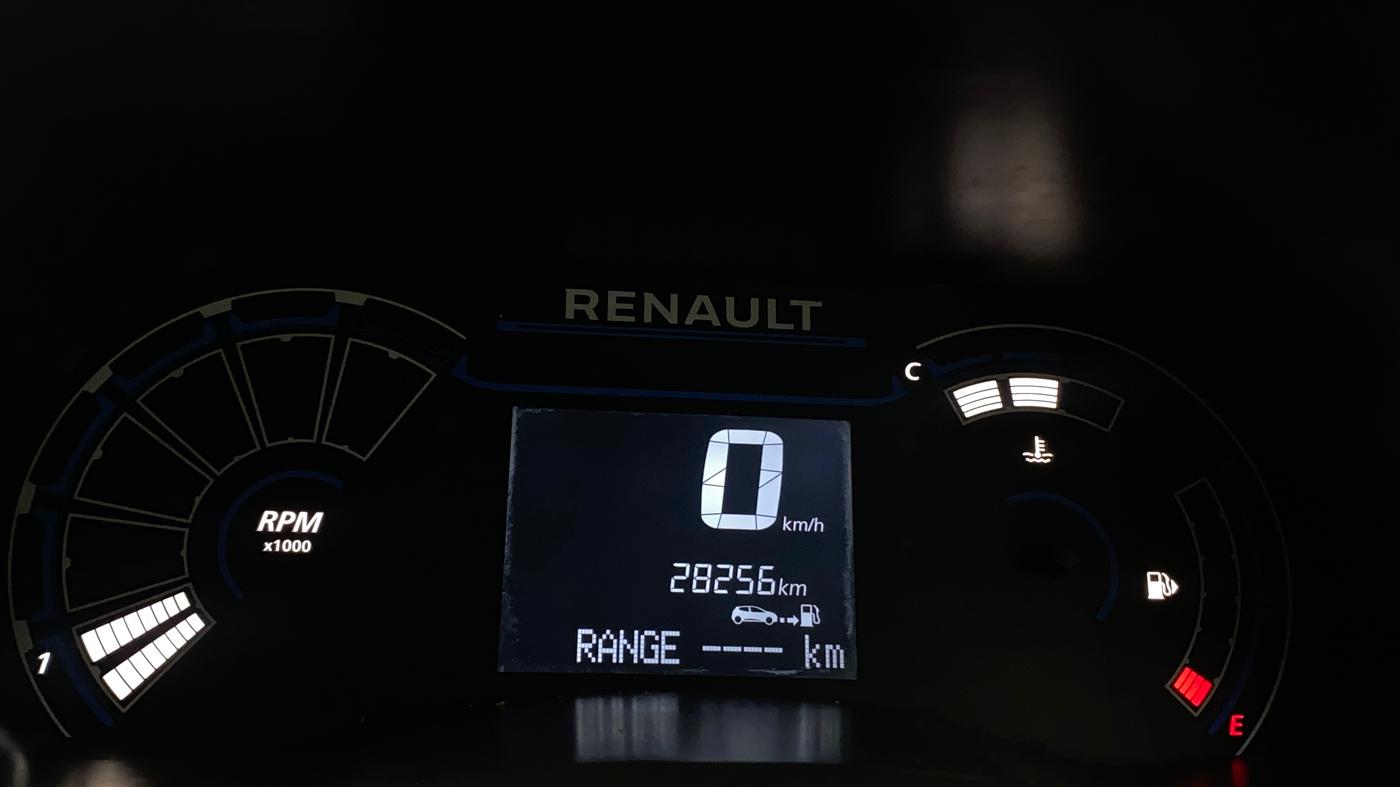 2019 Renault TRIBER RXT, Petrol, Manual, 28,304 km, Odometer Image