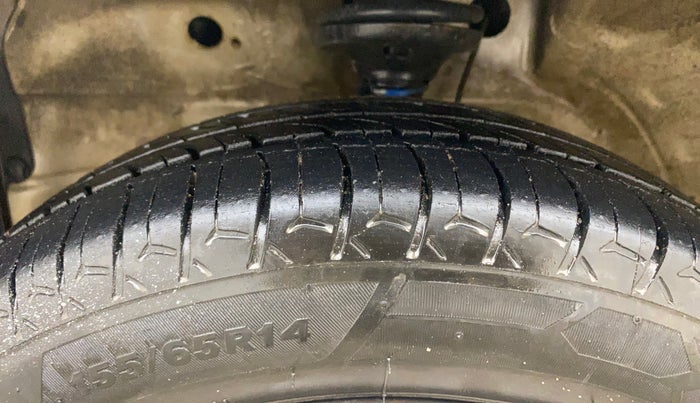 2014 Maruti Wagon R 1.0 VXI, Petrol, Manual, 71,841 km, Left Front Tyre Tread