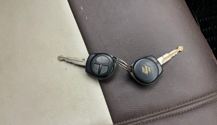 2014 Maruti Wagon R 1.0 VXI, Petrol, Manual, 71,841 km, Key Close Up