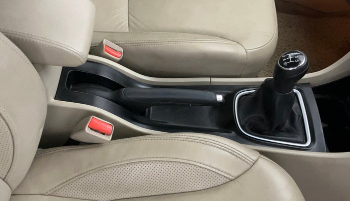 2020 Maruti Ciaz ALPHA 1.5 SHVS PETROL, Petrol, Manual, 31,922 km, Gear Lever