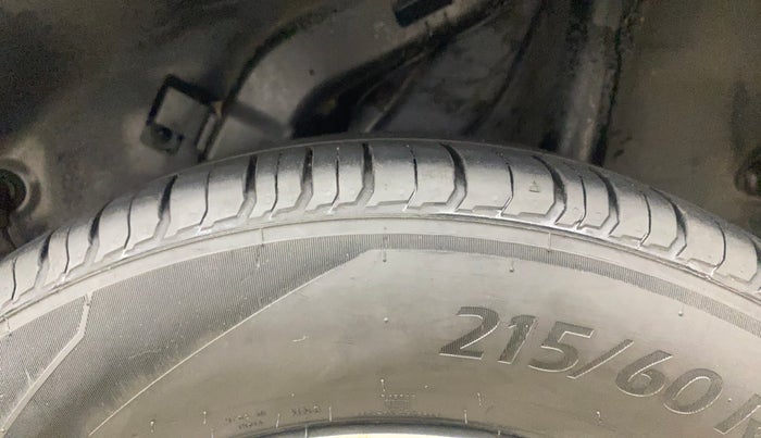 2019 Hyundai VENUE SX PLUS 1.0 TURBO DCT, Petrol, Automatic, 1,04,310 km, Left Rear Tyre Tread