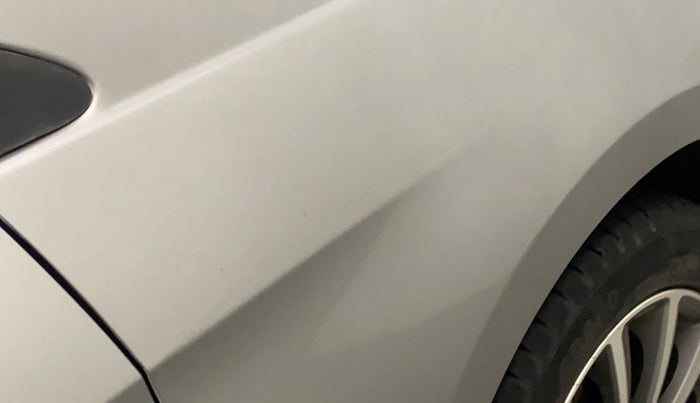 2020 Maruti Ciaz ALPHA  AT 1.5 SHVS PETROL, Petrol, Automatic, 28,539 km, Right fender - Slightly dented