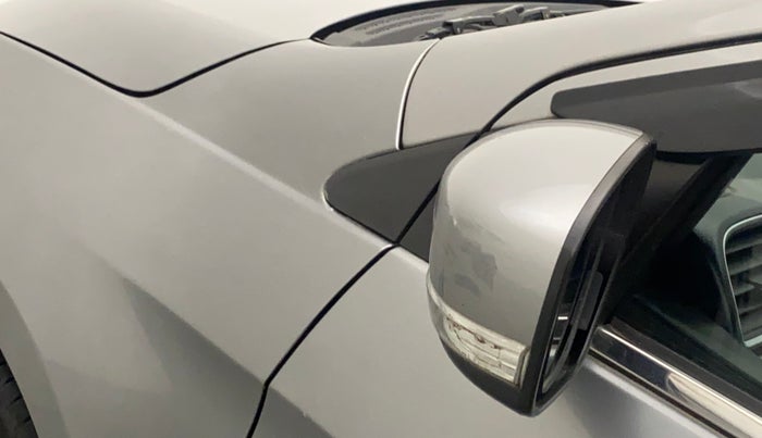 2020 Maruti Ciaz ALPHA  AT 1.5 SHVS PETROL, Petrol, Automatic, 28,539 km, Left rear-view mirror - Minor scratches