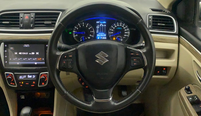 2020 Maruti Ciaz ALPHA  AT 1.5 SHVS PETROL, Petrol, Automatic, 28,539 km, Steering Wheel Close Up