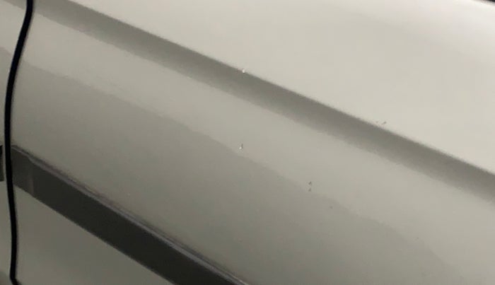 2020 Maruti Ciaz ALPHA  AT 1.5 SHVS PETROL, Petrol, Automatic, 28,539 km, Rear left door - Slightly dented