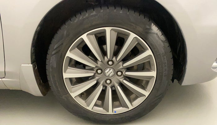 2020 Maruti Ciaz ALPHA  AT 1.5 SHVS PETROL, Petrol, Automatic, 28,539 km, Right Front Wheel