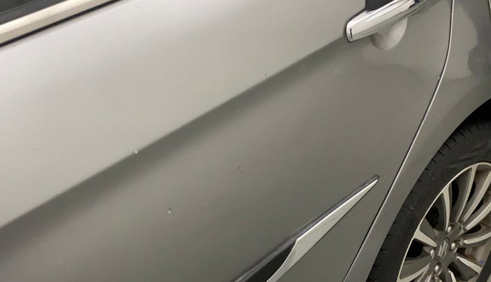 2020 Maruti Ciaz ALPHA  AT 1.5 SHVS PETROL, Petrol, Automatic, 28,539 km, Rear left door - Minor scratches