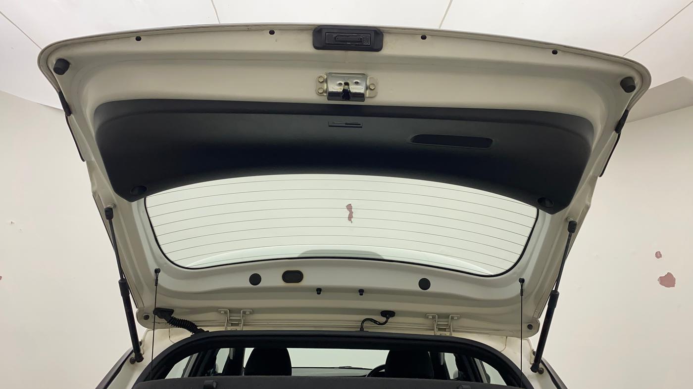 2018 Hyundai i20 Active 1.2 SX, Petrol, Manual, 8,164 km, Boot Door Open