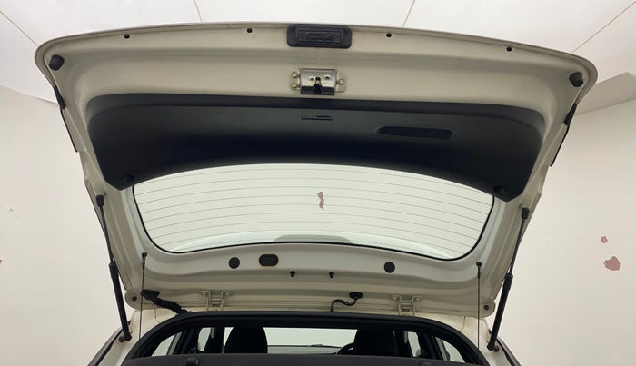 2018 Hyundai i20 Active 1.2 SX, Petrol, Manual, 8,164 km, Boot Door Open