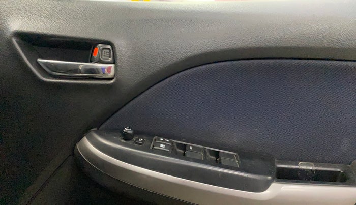 2020 Maruti Baleno DELTA PETROL 1.2, Petrol, Manual, 32,149 km, Driver Side Door Panels Control