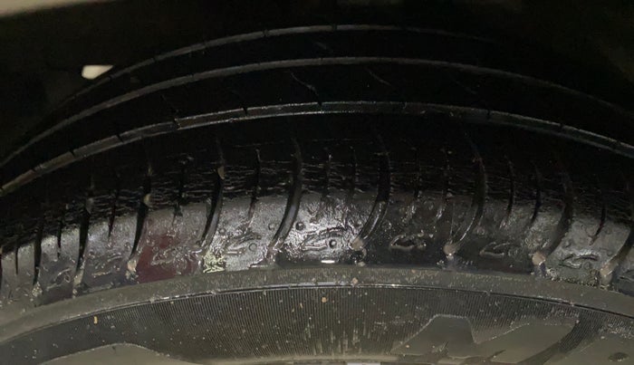 2020 Maruti Baleno DELTA PETROL 1.2, Petrol, Manual, 32,149 km, Left Front Tyre Tread