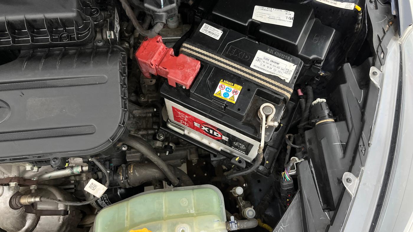2025 Tata Tiago XTA CNG , CNG, Automatic, 14,797 km, Engine View - Left