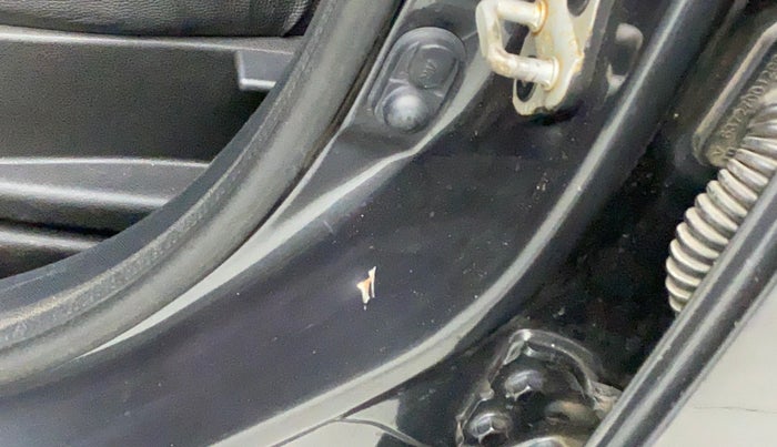 2018 Tata NEXON XZ PLUS DIESEL, Diesel, Manual, 95,268 km, Left B pillar - Minor scratches