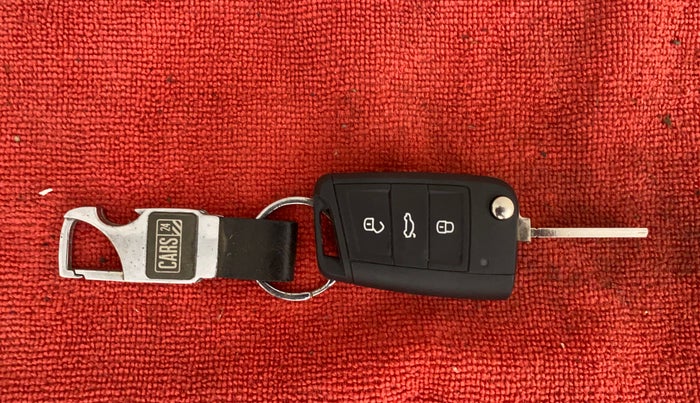 2022 Volkswagen TAIGUN HIGHLINE 1.0 TSI AT, Petrol, Automatic, 12,579 km, Key Close Up