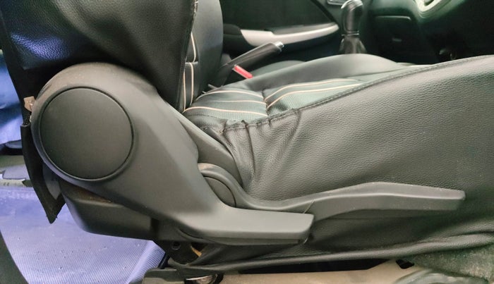 2017 Maruti Baleno ZETA PETROL 1.2, Petrol, Manual, 97,724 km, Driver Side Adjustment Panel