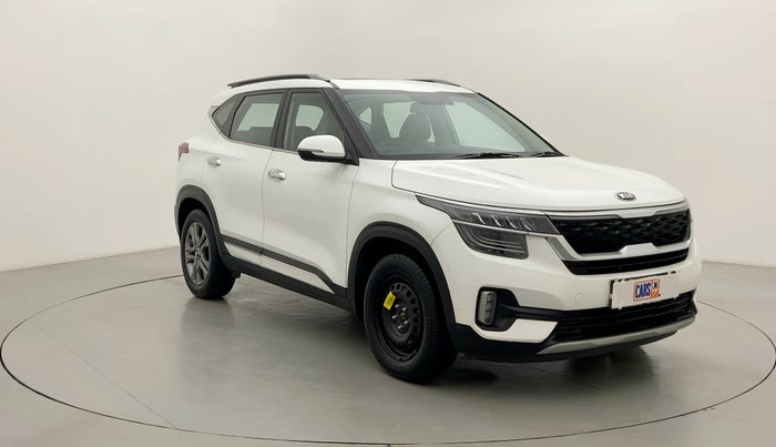 2020 KIA SELTOS HTX 1.5 PETROL MT, Petrol, Manual, 26,495 km, Right Front Diagonal