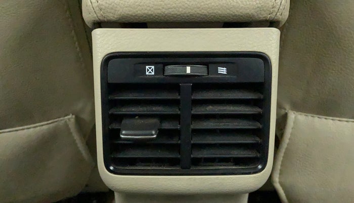 2016 Maruti Ciaz VXI+, Petrol, Manual, 56,282 km, Rear AC Vents