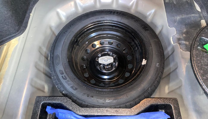 2021 Maruti Ciaz ALPHA 1.5 SHVS PETROL, Petrol, Manual, 92,897 km, Spare Tyre