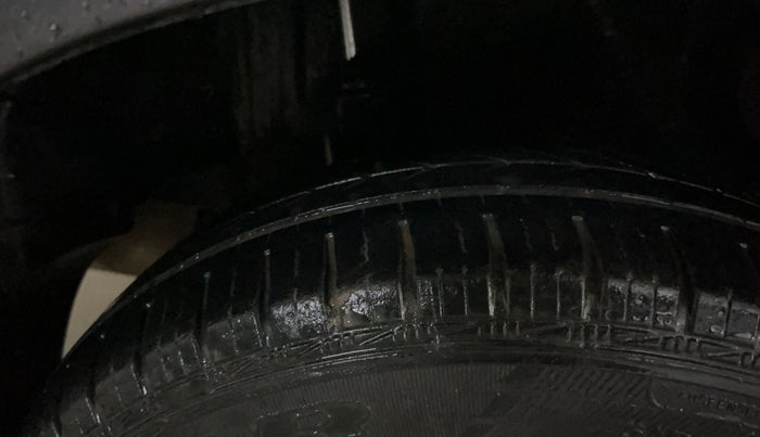 2017 Honda Amaze 1.2L I-VTEC S OPT, Petrol, Manual, 35,285 km, Right Rear Tyre Tread